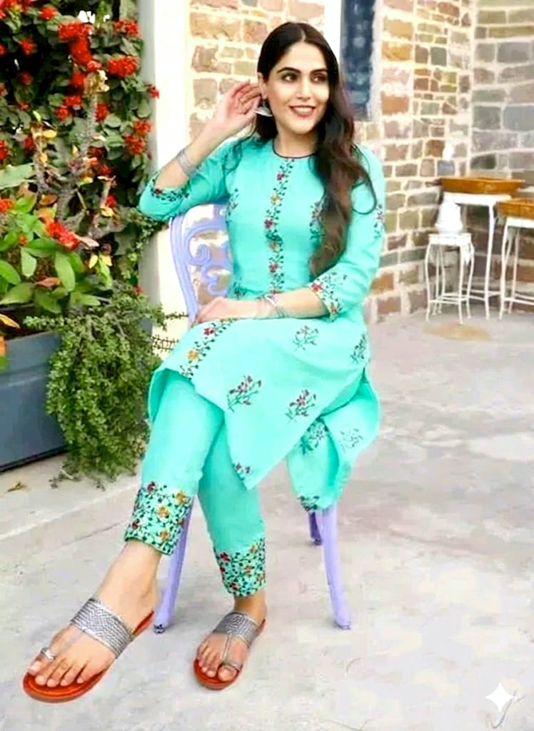 Women's Seafoam Green Embroidered Kurta & Pant Set